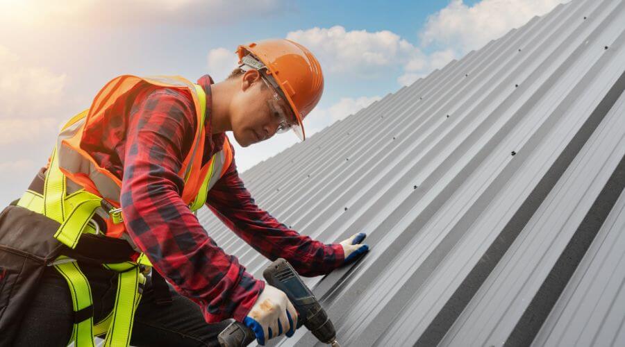 Owens Corning roofing contractor in Wessington, SD